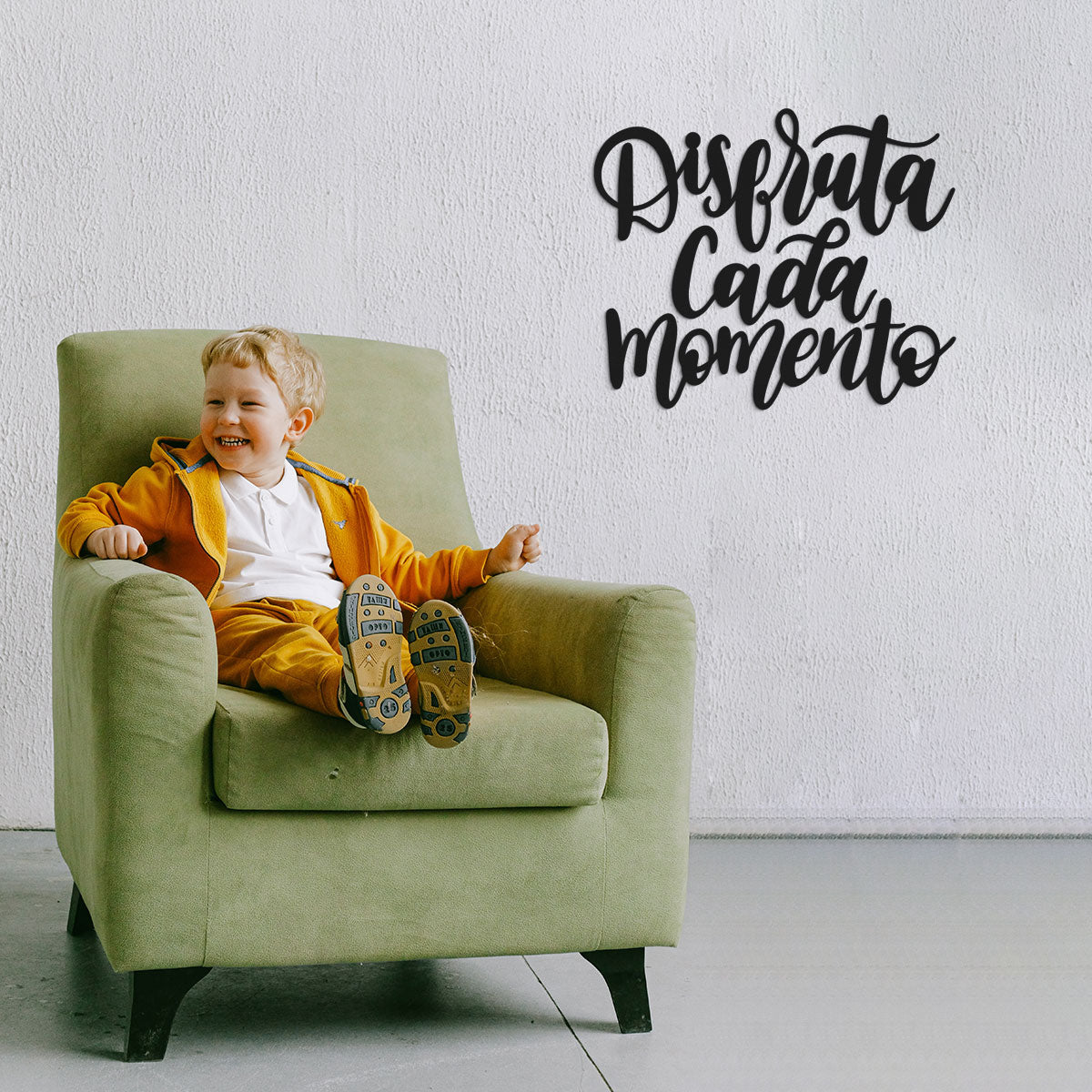 Disfruta cada momento - Frase decorativa