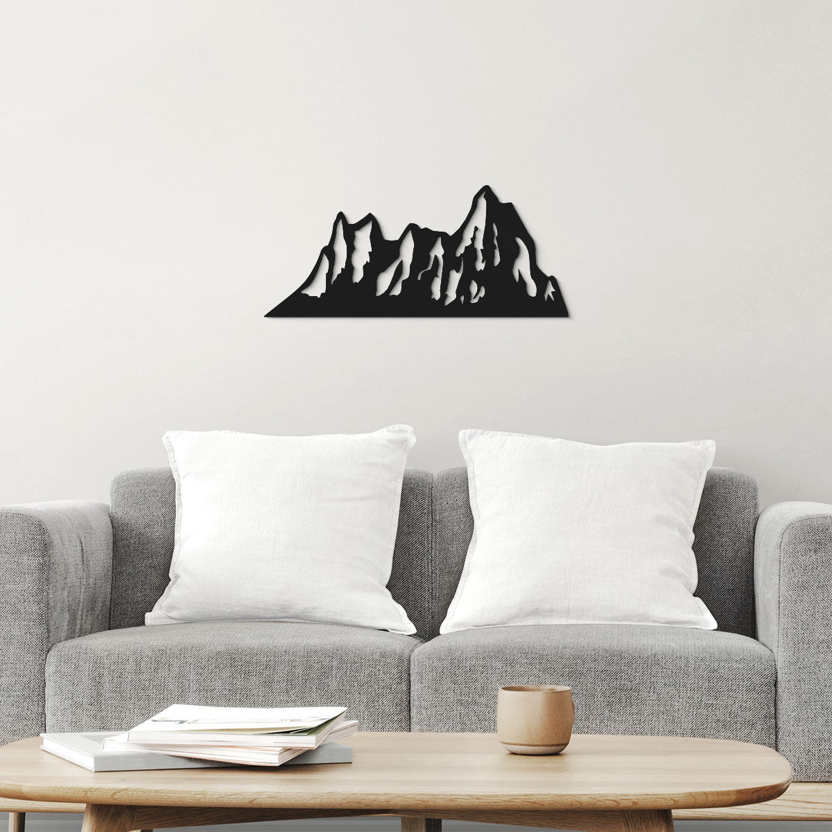 Montaña nevada - Figura decorativa en madera
