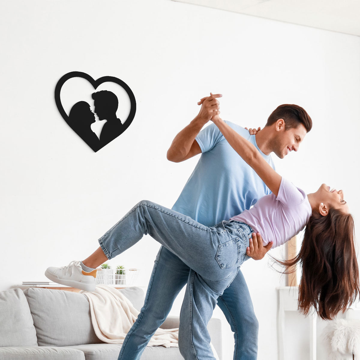 Pareja en corazón - Figura decorativa en madera