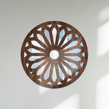 Cargar imagen en el visor de la galería, Girasol - Espejo decorativo 30 cm en madera
