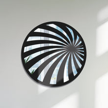 Cargar imagen en el visor de la galería, Vitalidad - Espejo decorativo 30 cm en madera
