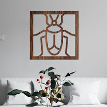 Cargar imagen en el visor de la galería, Escarabajo - Cuadro decorativo en madera - FABRITECA
