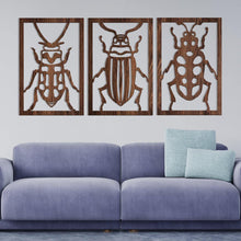 Cargar imagen en el visor de la galería, Escarabajos - Tríptico decorativo en madera - FABRITECA
