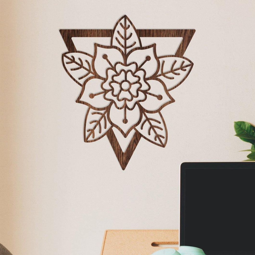 Flor triangular - Figura decorativa en madera - FABRITECA