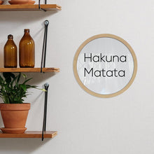 Cargar imagen en el visor de la galería, Hakuna matata - Diseño con vidrio - FABRITECA
