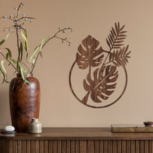 Cargar imagen en el visor de la galería, Hojas tropicales - Figura decorativa en madera
