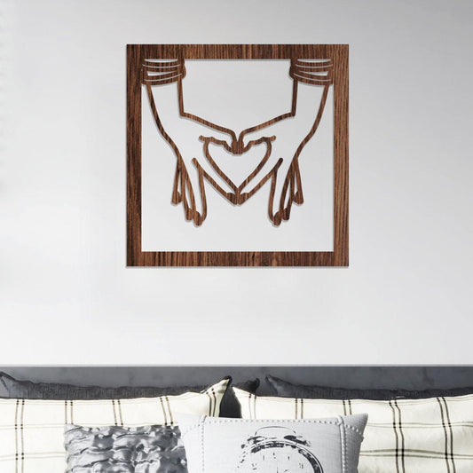 Manos forma corazón - Cuadro decorativo en madera - FABRITECA